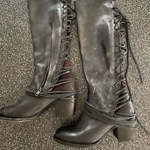 Free Bird tall black boots